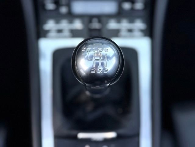 Used 2024 Porsche 718 Boxster RWD image 30