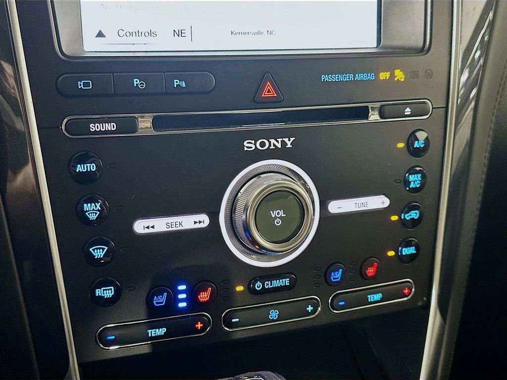 Used 2018 Ford Explorer Platinum image 18