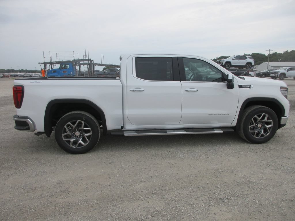 New 2026 GMC Sierra 1500 SLT w/ SLT Premium Package AWD/4WD image 3
