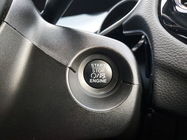 Used 2019 Jeep Compass Limited image 16