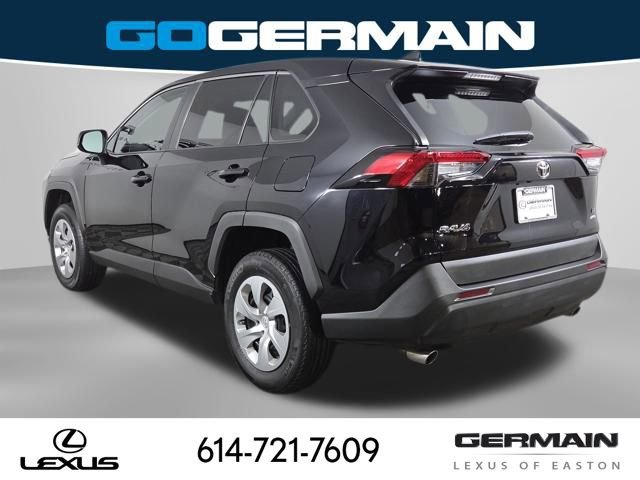 Used 2022 Toyota RAV4 LE image 11
