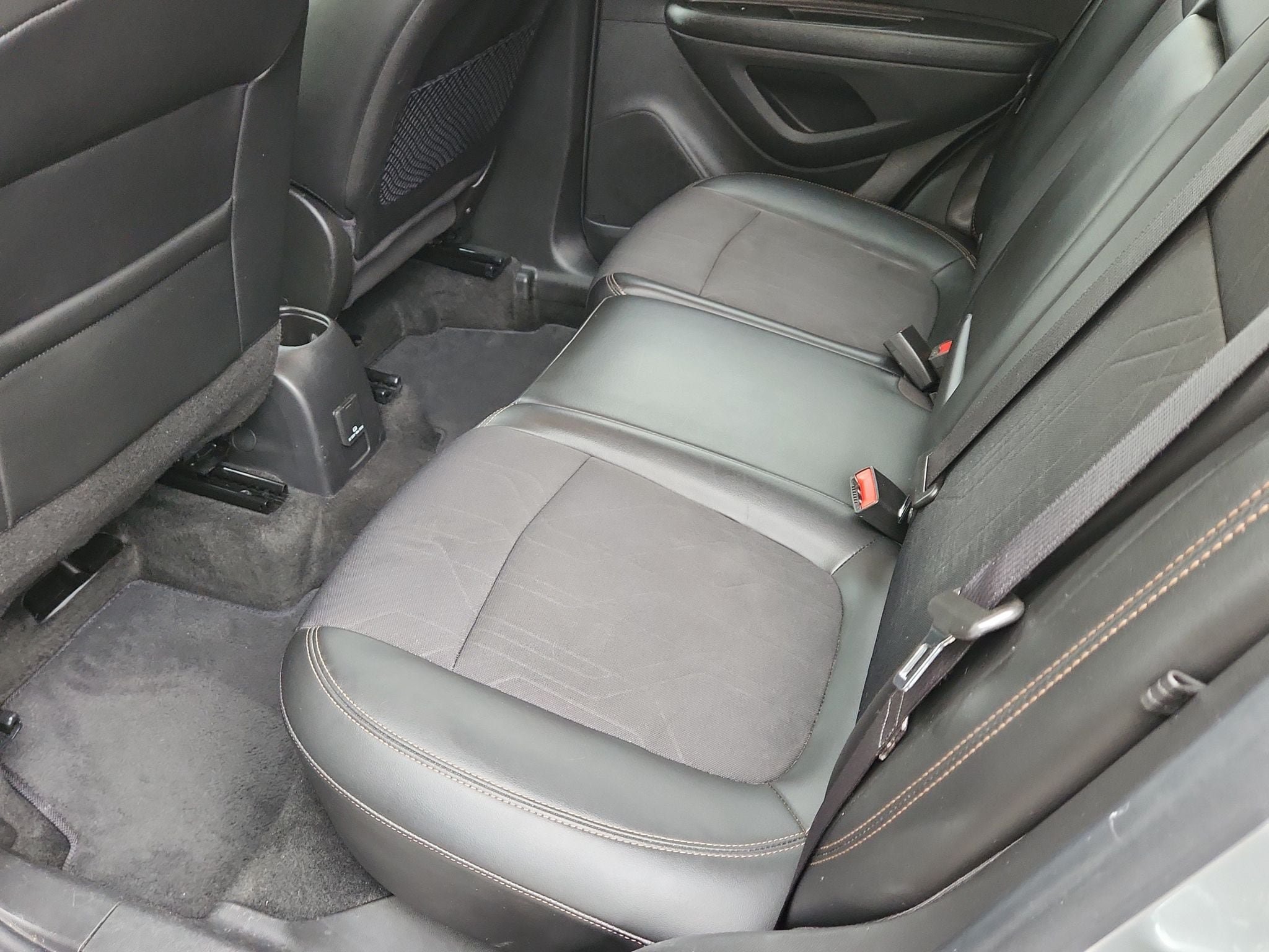 Used 2021 Chevrolet Trax LT AWD/4WD image 9