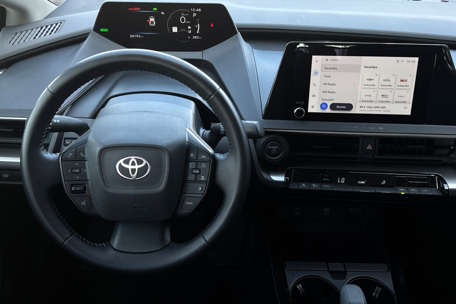 Used 2025 Toyota Prius LE FWD image 14