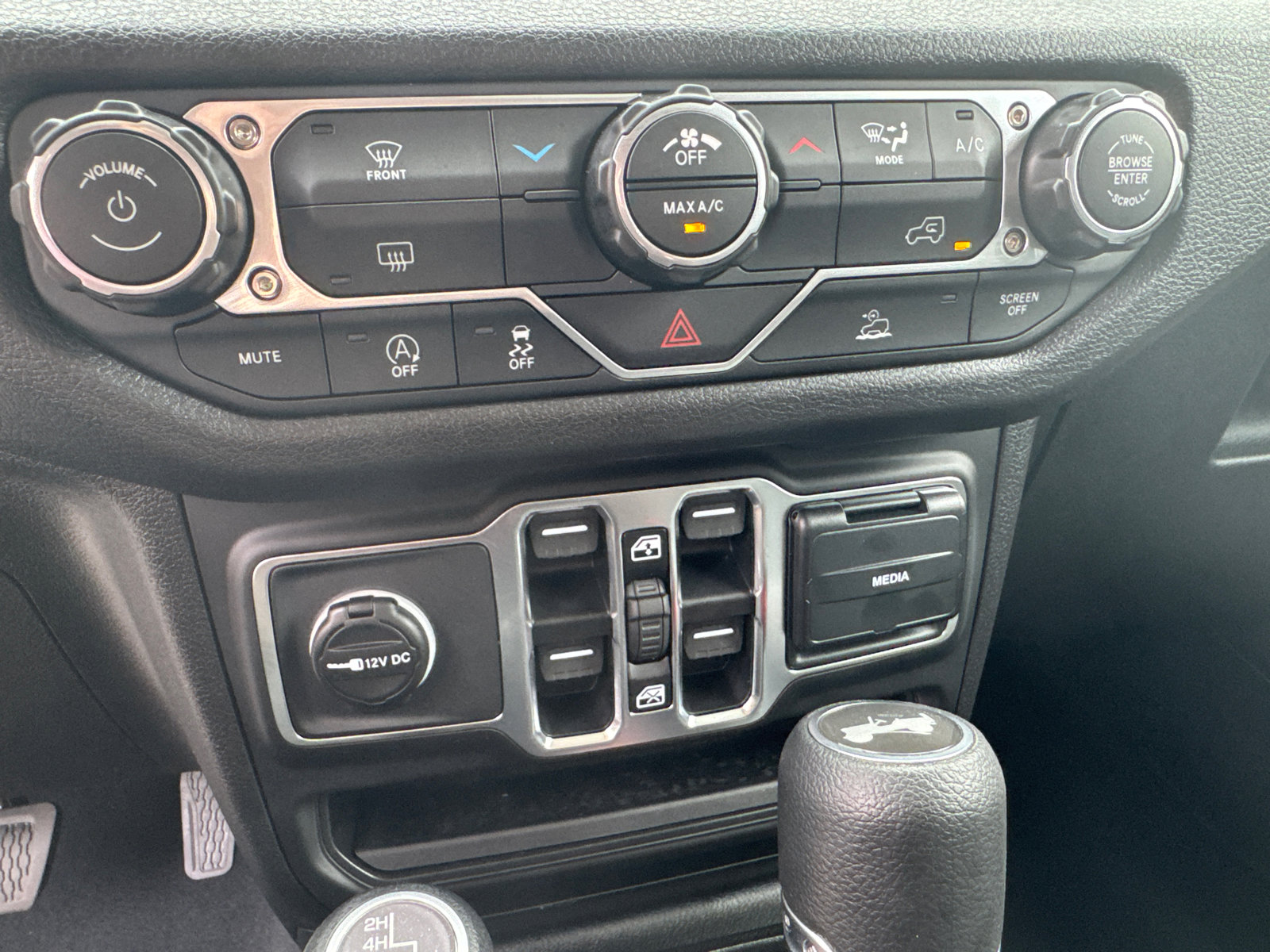 New 2026 Jeep Wrangler Unlimited Sport AWD/4WD image 29
