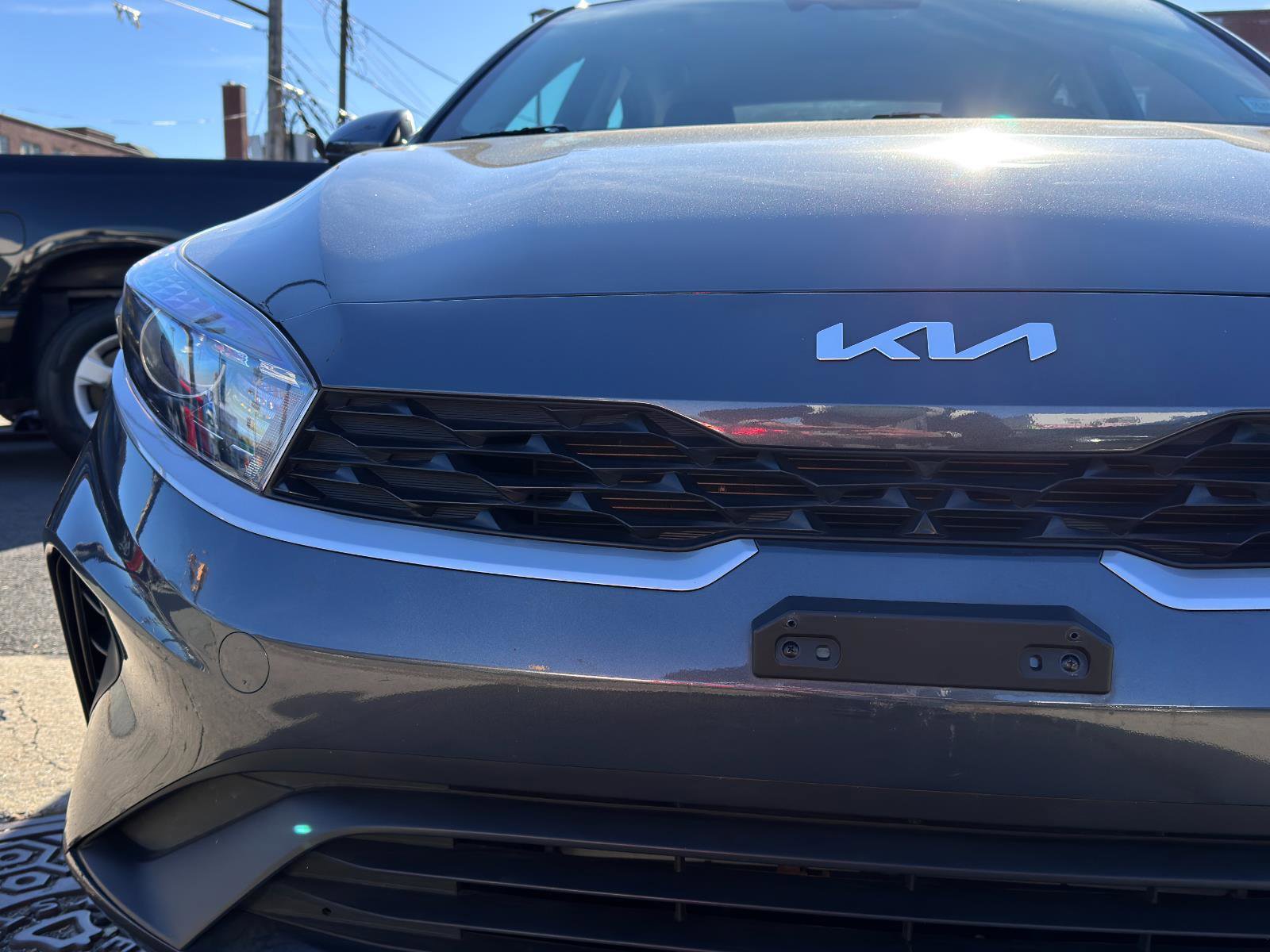 Used 2023 Kia Forte LXS image 9