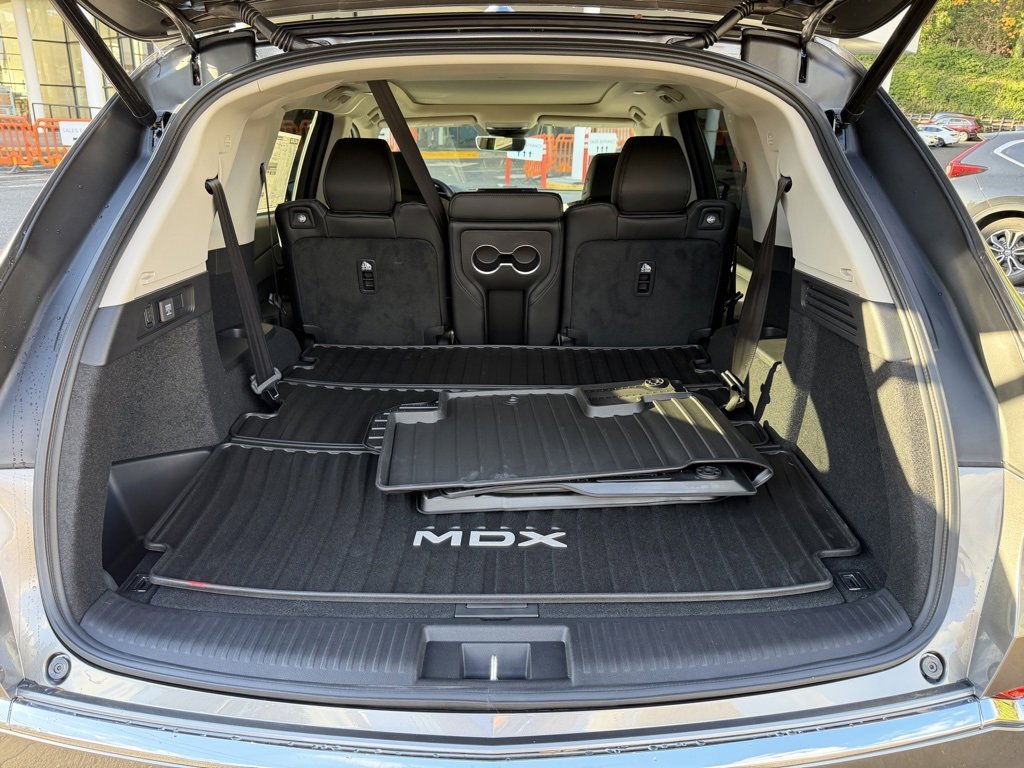 New 2026 Acura MDX SH-AWD image 10