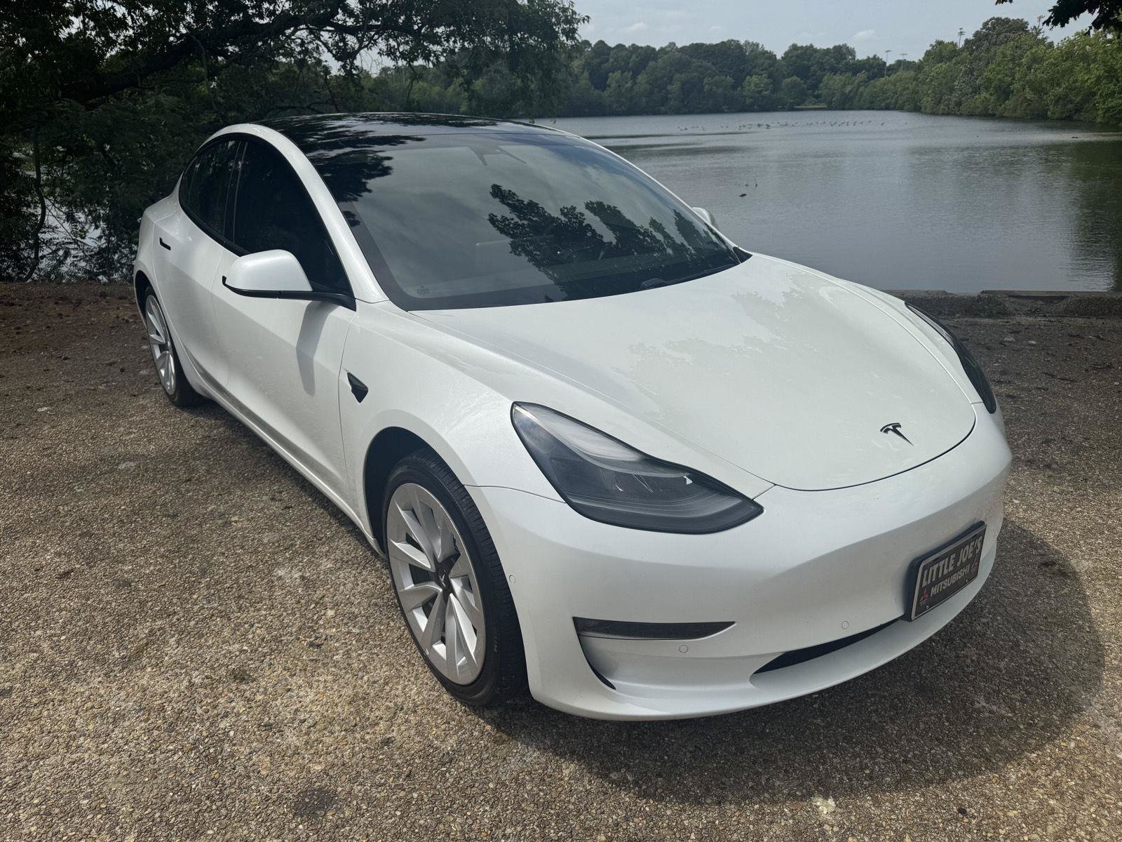 Used 2021 Tesla Model 3 Long Range AWD/4WD image 2