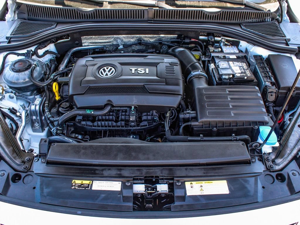 Used 2025 Volkswagen Jetta GLI Autobahn FWD image 43