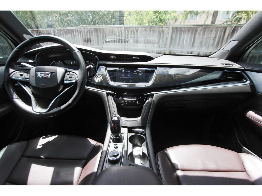 Used 2023 Cadillac XT6 Premium Luxury FWD image 10