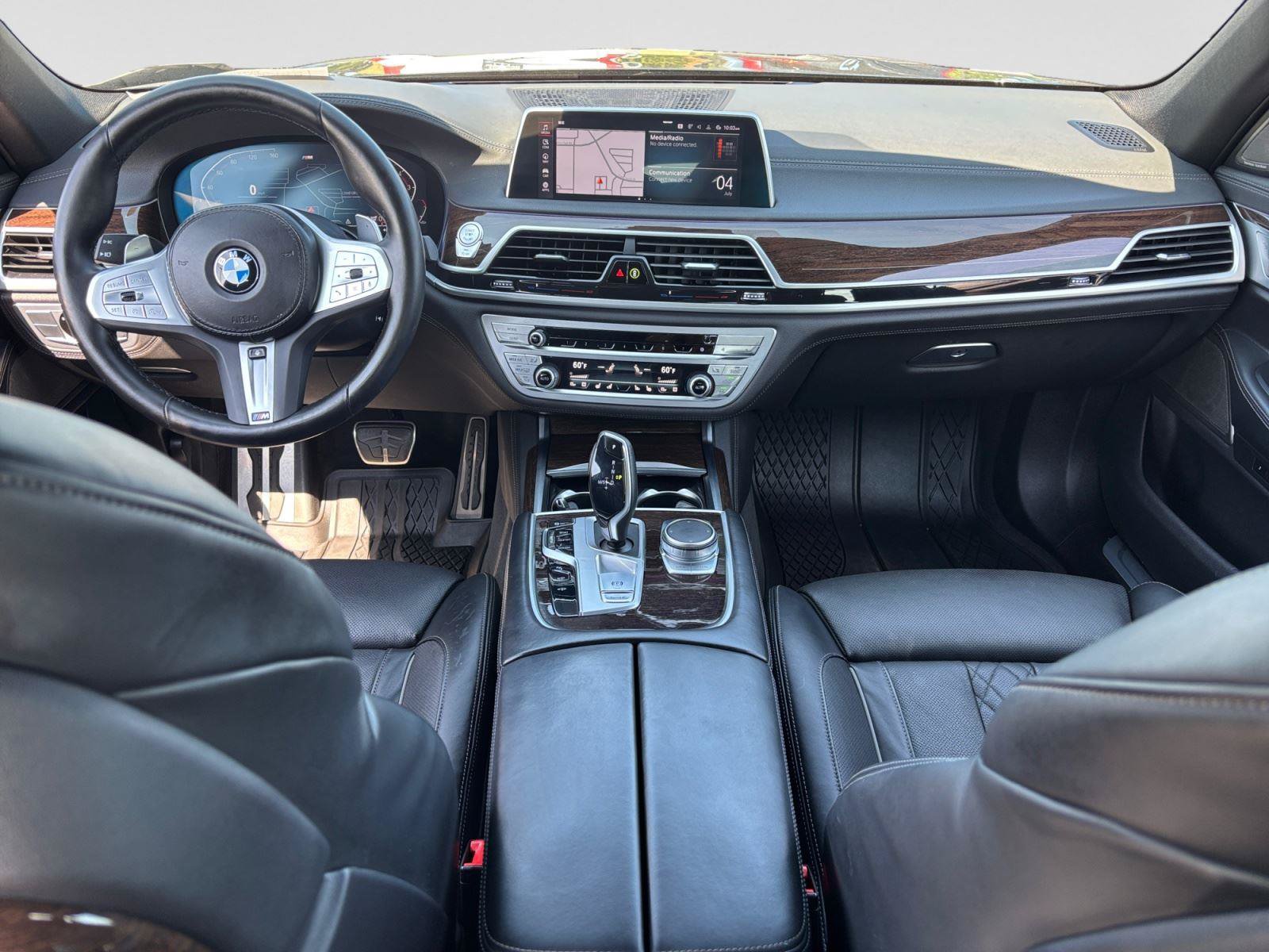 Used 2022 BMW 740i xDrive w/ M Sport Package AWD/4WD image 14