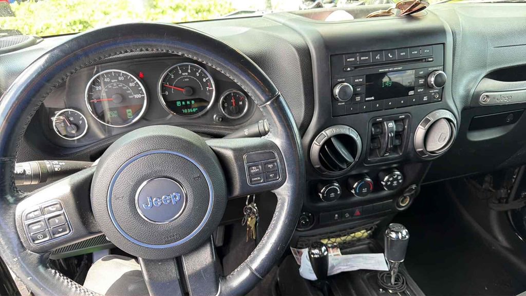 Used 2018 Jeep Wrangler Unlimited Sport S image 3