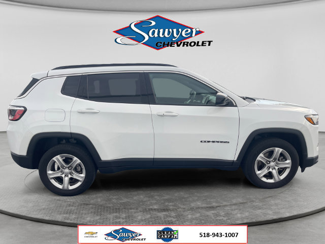 Used 2023 Jeep Compass Latitude AWD/4WD image 6