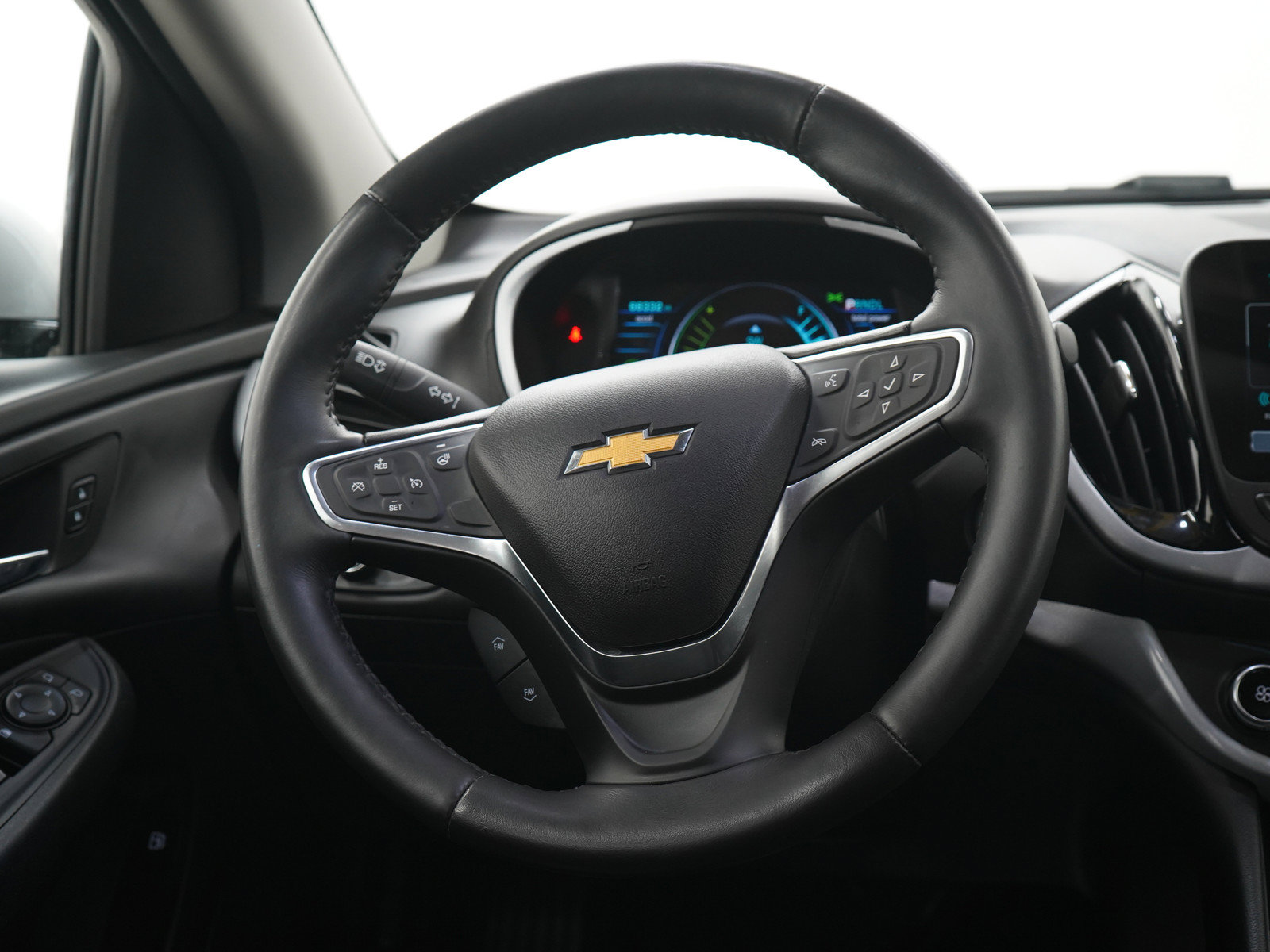Used 2018 Chevrolet Volt LT w/ LT Driver Confidence Package FWD image 15