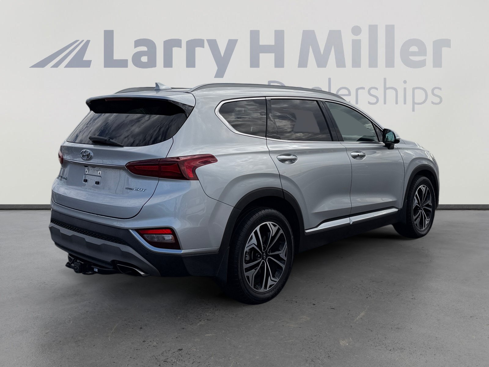 Used 2019 Hyundai Santa Fe AWD image 5