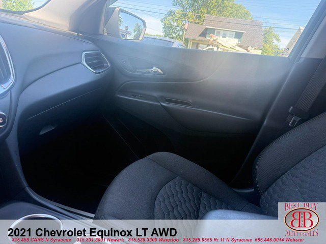 Used 2021 Chevrolet Equinox LT AWD/4WD image 18