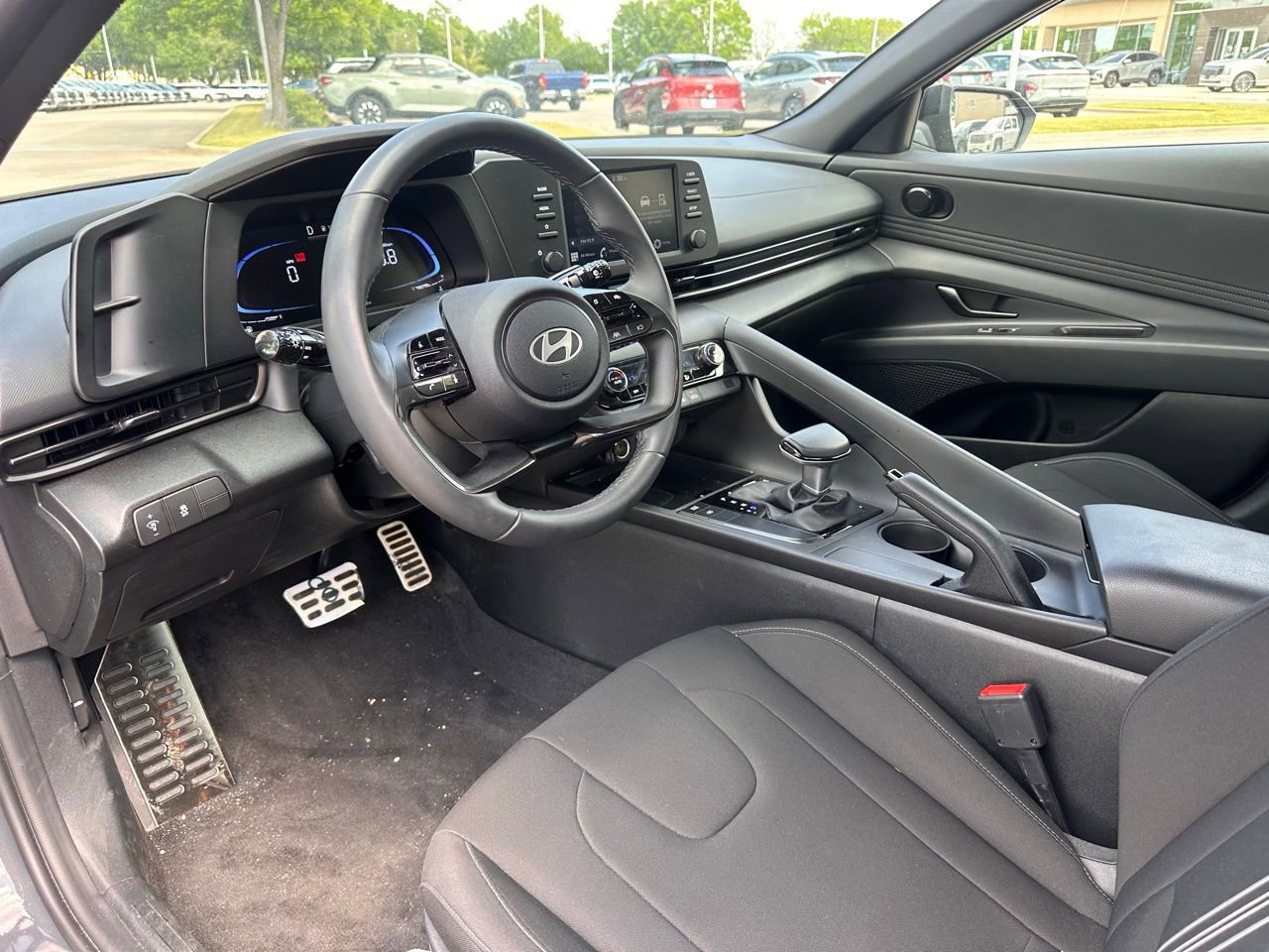Certified 2025 Hyundai Elantra Sport FWD image 22