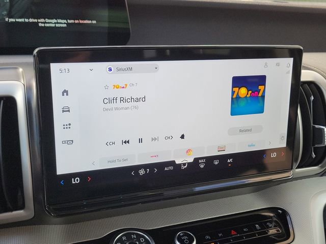 Used 2025 Ford Expedition Active image 26