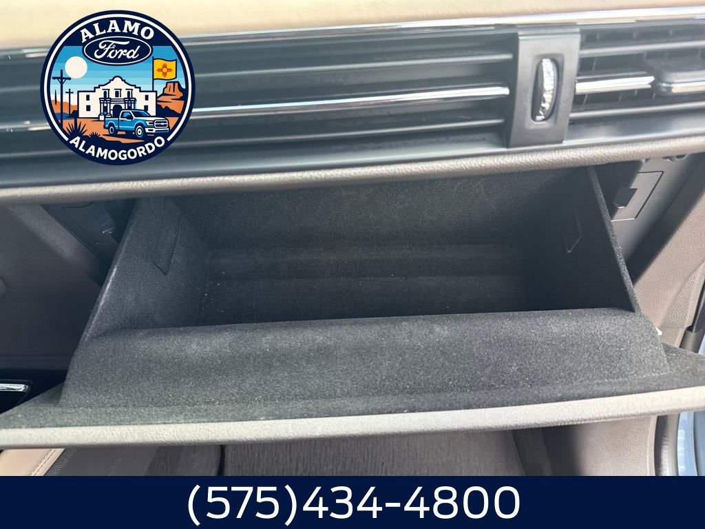 Used 2024 Lincoln Corsair Reserve w/ Equipment Group 201A image 20