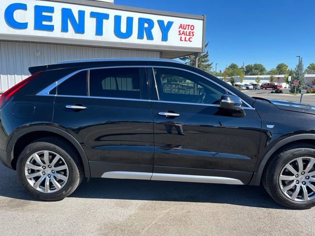 Used 2021 Cadillac XT4 Premium Luxury AWD/4WD image 12