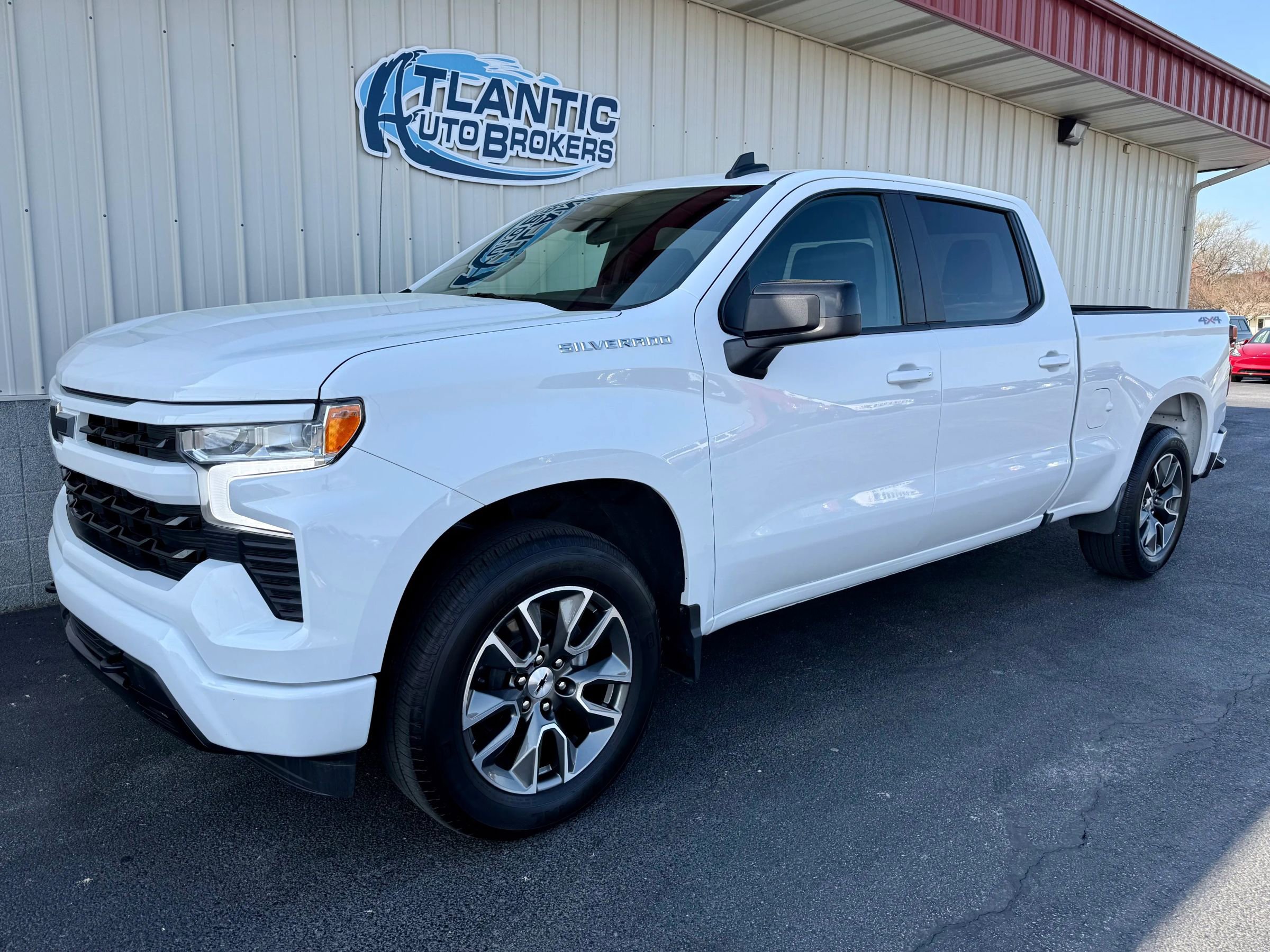 Used 2024 Chevrolet Silverado 1500 RST image 1
