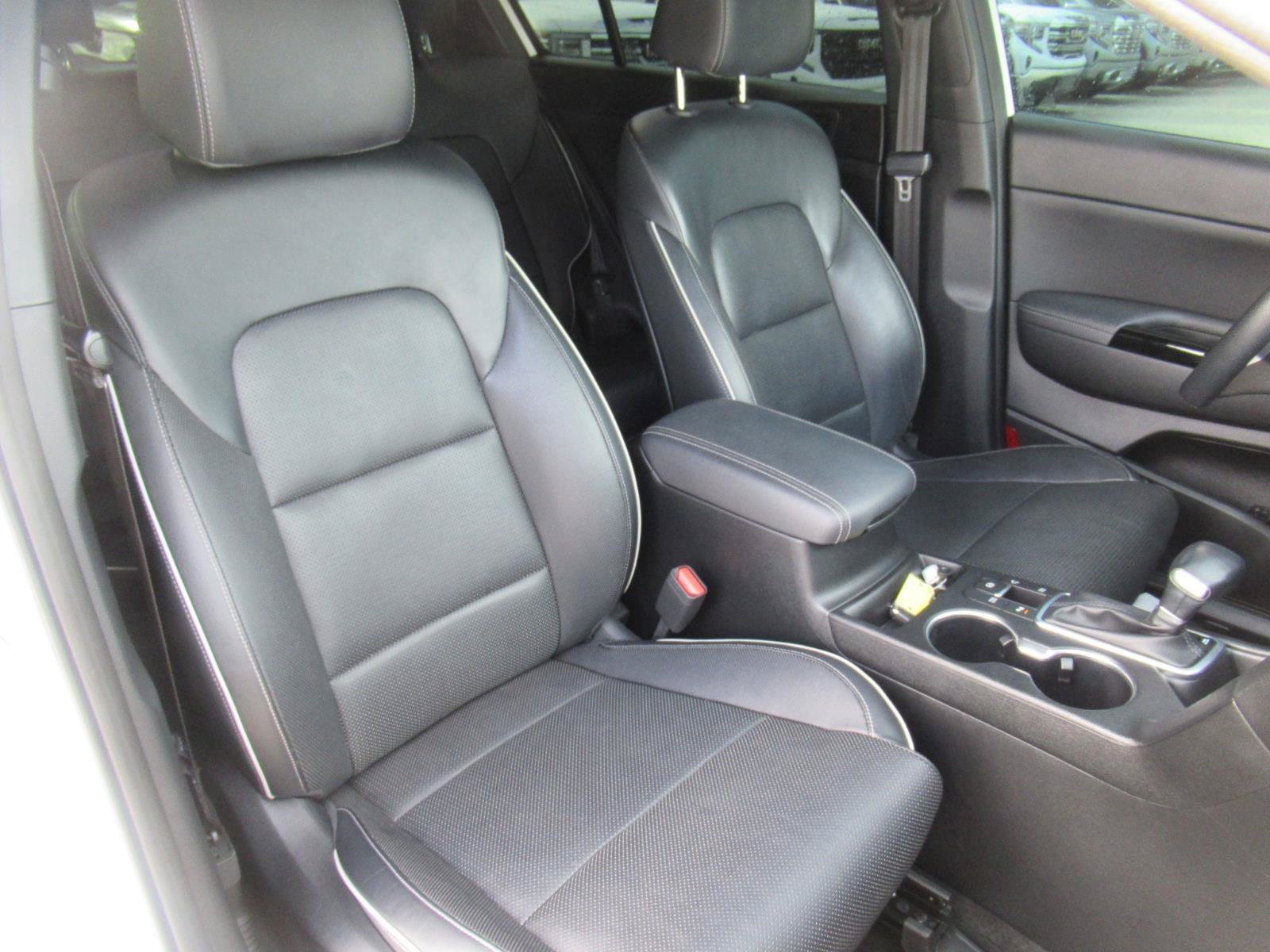 Used 2022 Kia Sportage SX FWD image 10