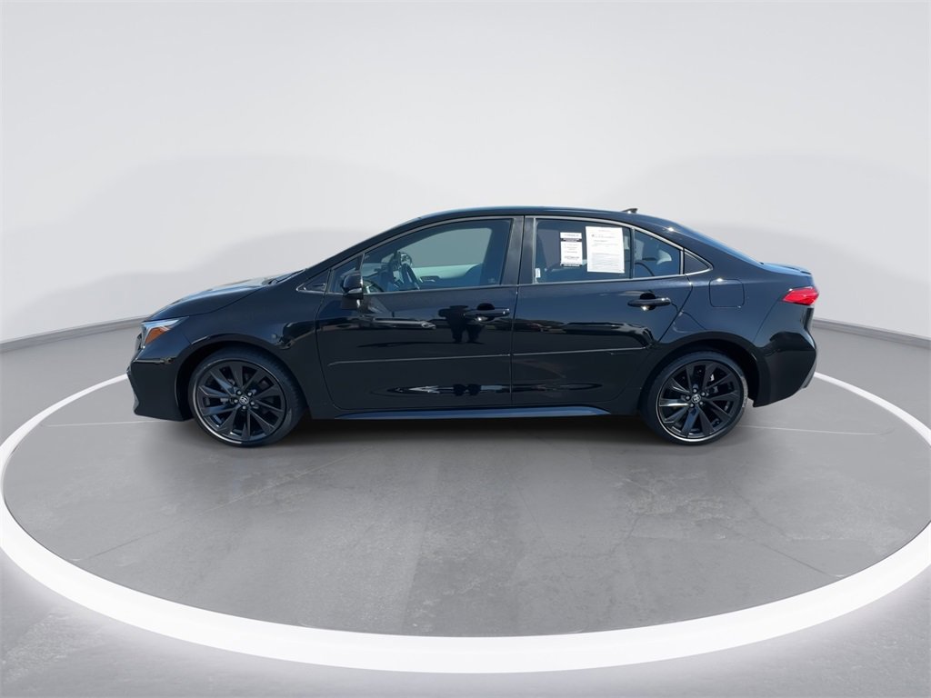 Used 2023 Toyota Corolla SE image 5