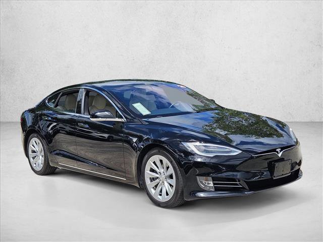 Used 2020 Tesla Model S Long Range Plus image 3