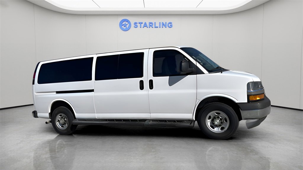 Used 2019 Chevrolet Express 3500 LT w/ LT Preferred Equipment Group image 12