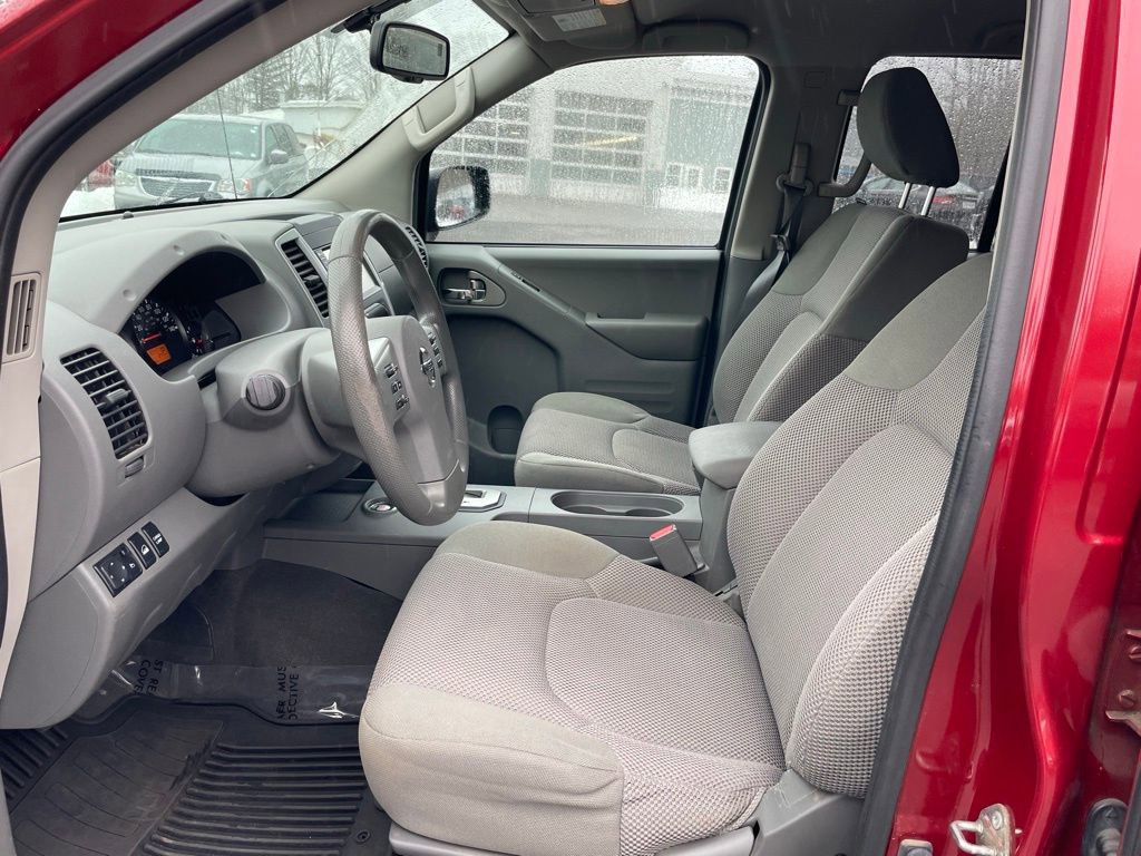 Used 2020 Nissan Frontier SV AWD/4WD image 9
