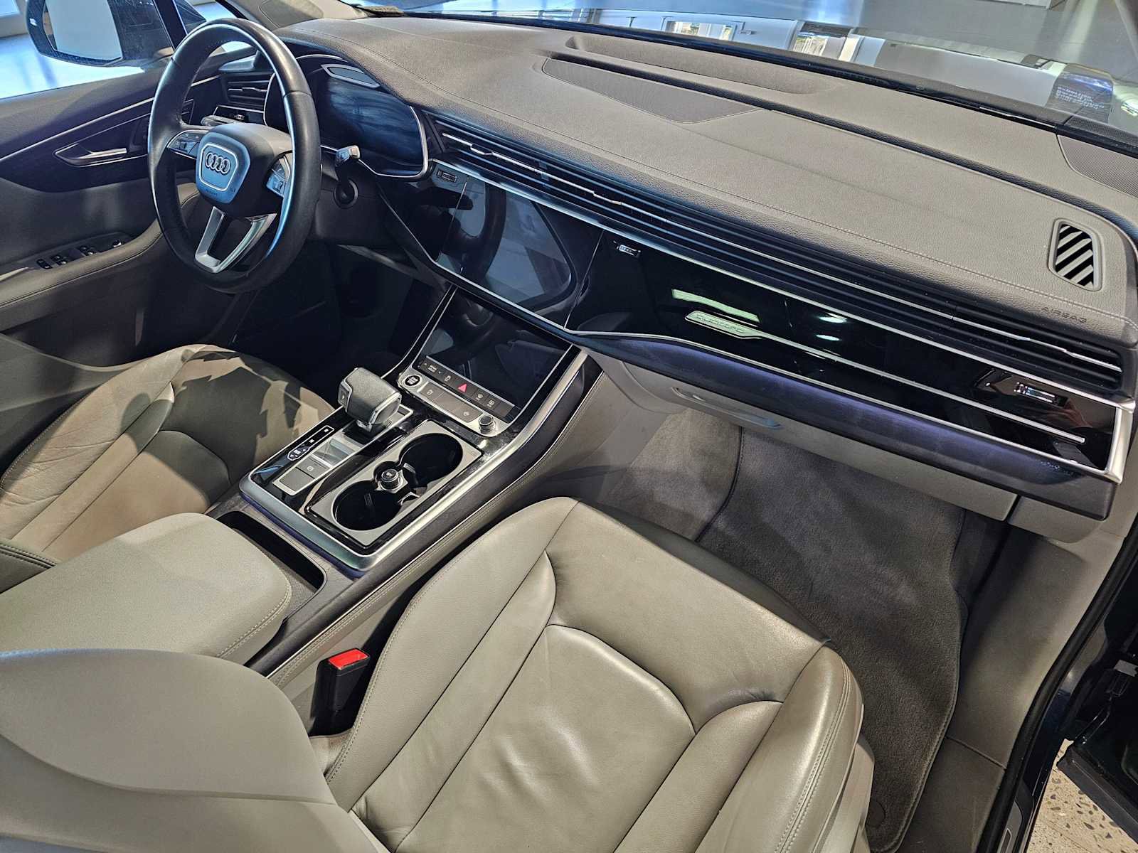 Used 2023 Audi Q7 2.0T Premium Plus w/ Premium Plus Package image 11