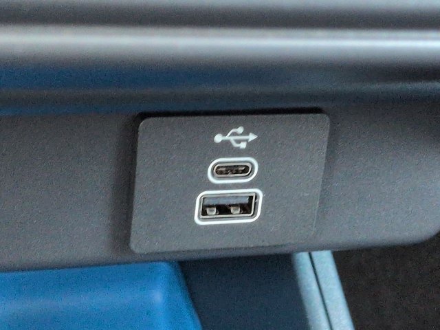 New 2026 Ford Maverick XLT w/ XLT Luxury Package FWD image 22