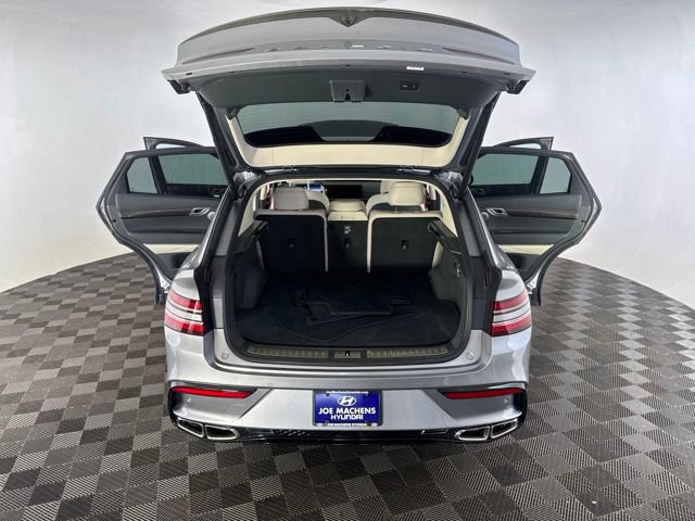 Used 2025 Genesis GV80 3.5T e-SC AWD/4WD image 15