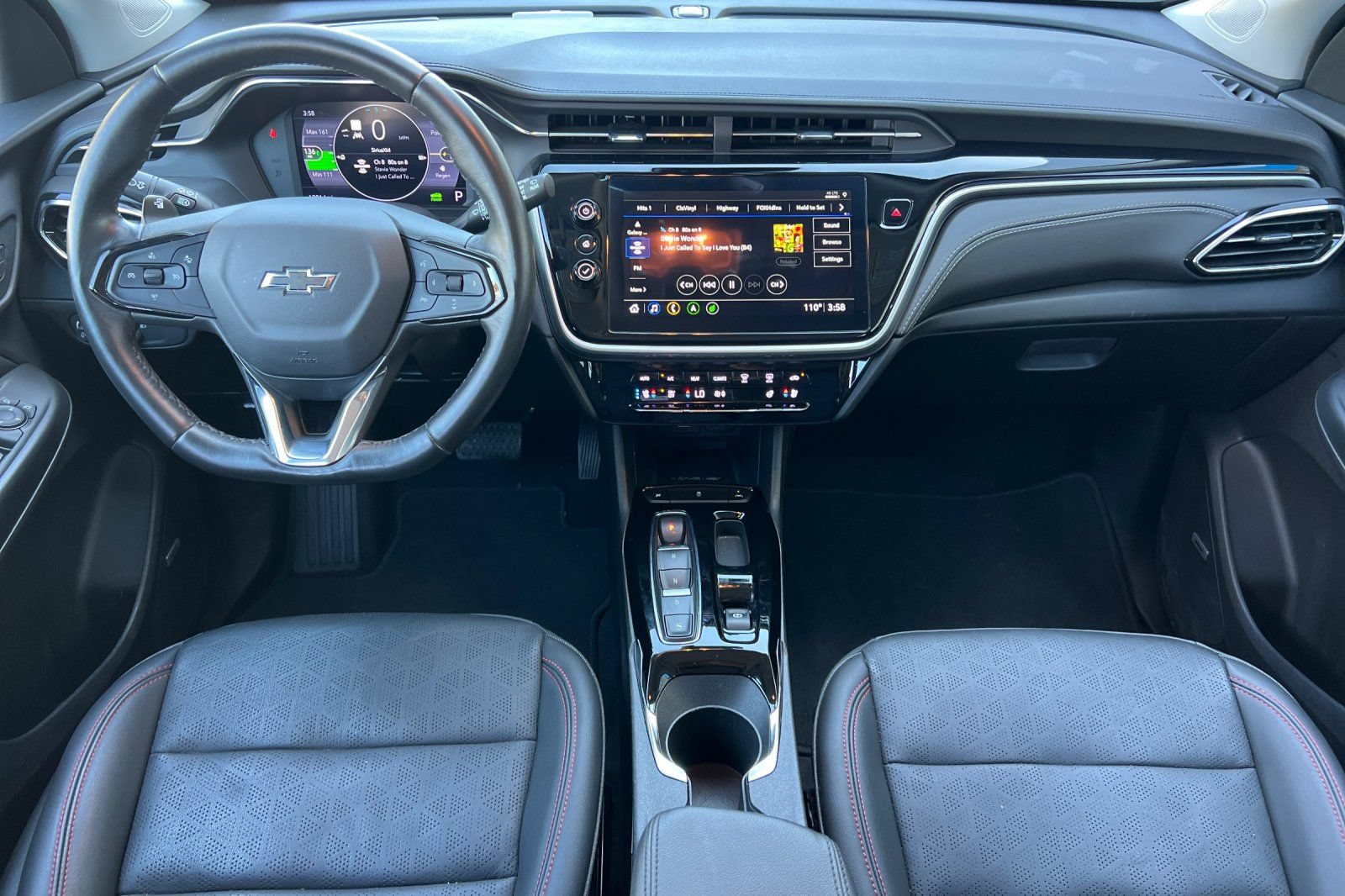 Used 2023 Chevrolet Bolt EUV Premier w/ Sun & Sound Package FWD image 16