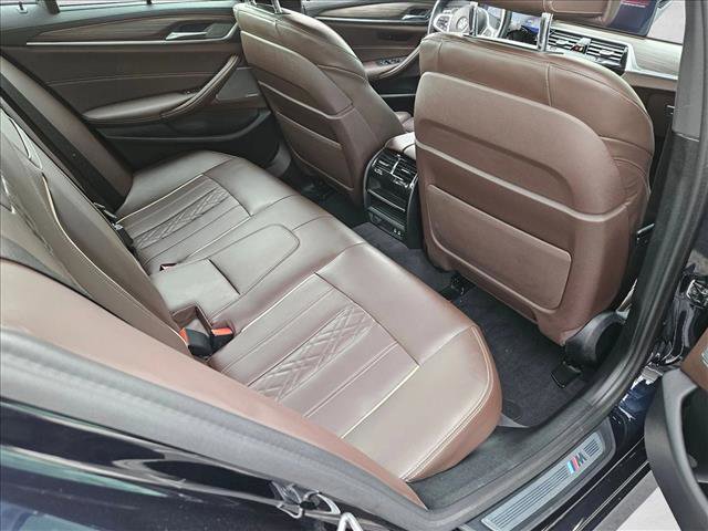 Certified 2023 BMW M550i xDrive w/ Executive Package image 19