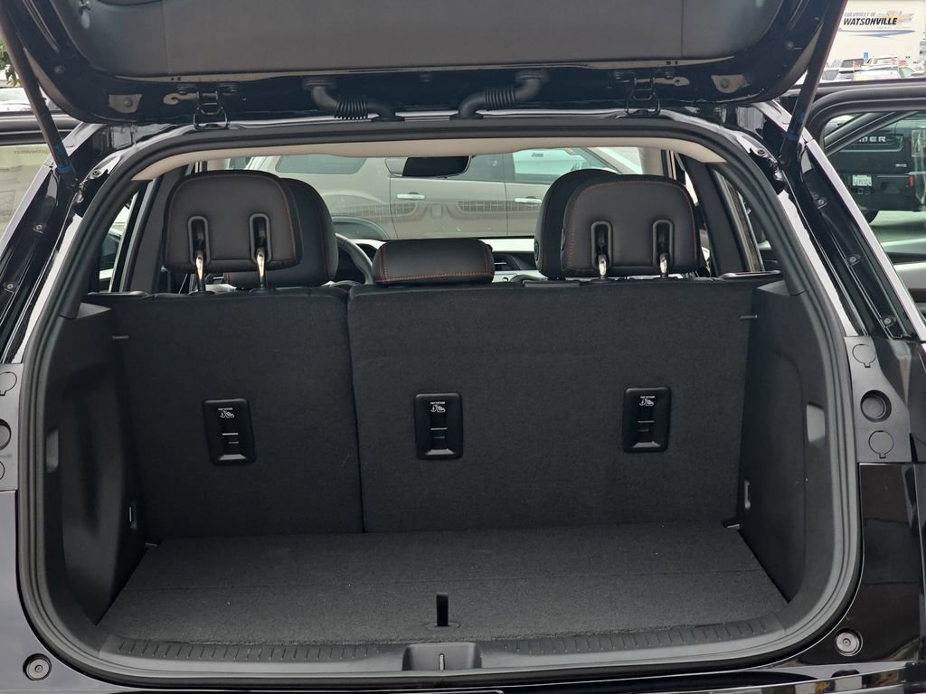 New 2027 Chevrolet Bolt RS w/ Technology Package image 12