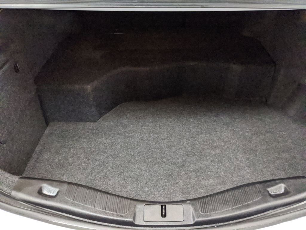 Used 2020 Ford Fusion SE image 18