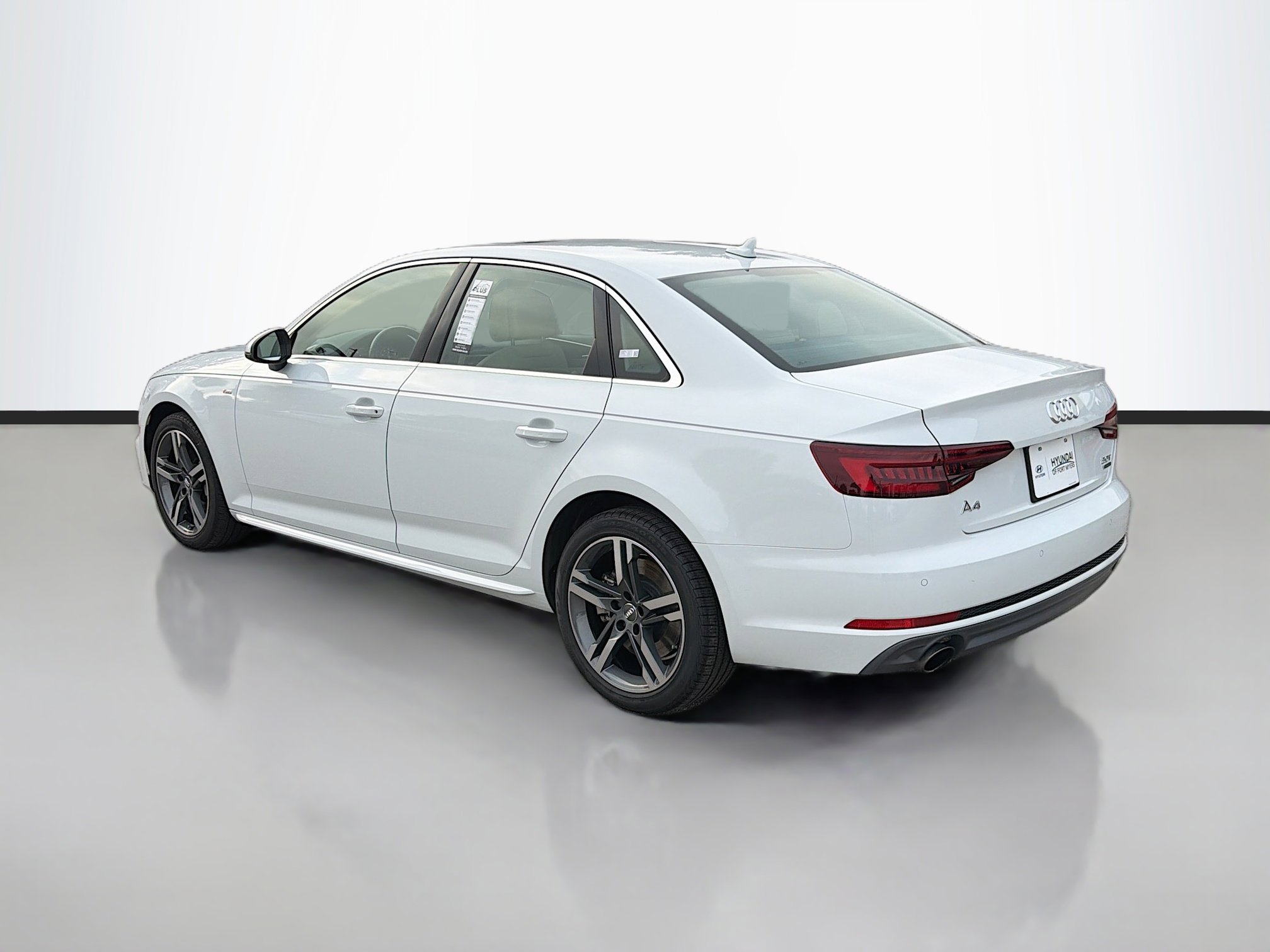 Used 2018 Audi A4 2.0T Premium Plus image 5