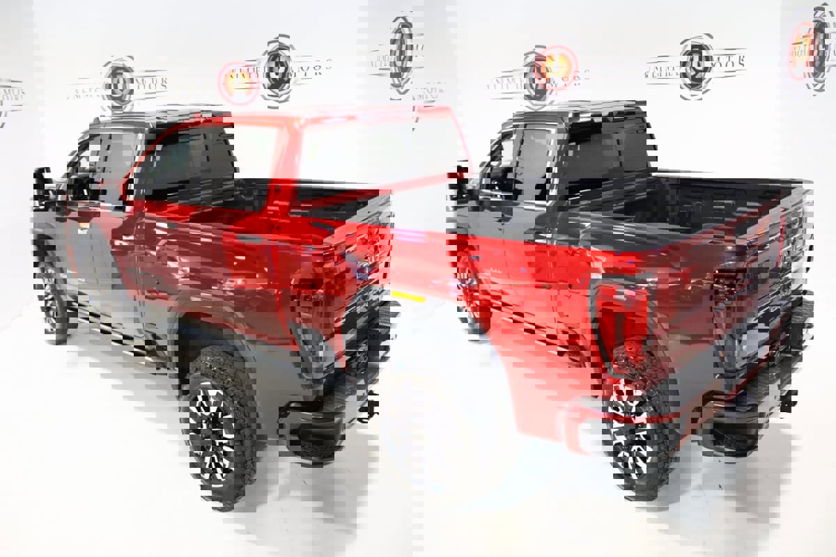 Used 2022 GMC Sierra 3500 Denali w/ Denali Ultimate Package image 12