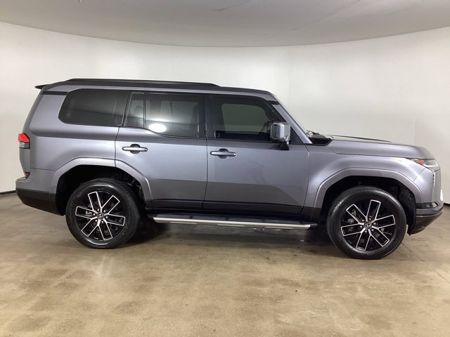 Used 2024 Lexus GX 550 w/ Accessory Package (Z1) AWD/4WD image 4
