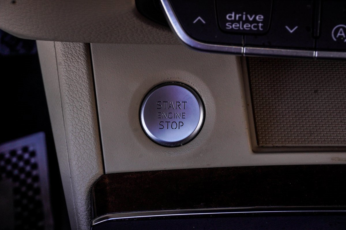 Used 2020 Audi Q5 2.0T Premium w/ Convenience Package image 30