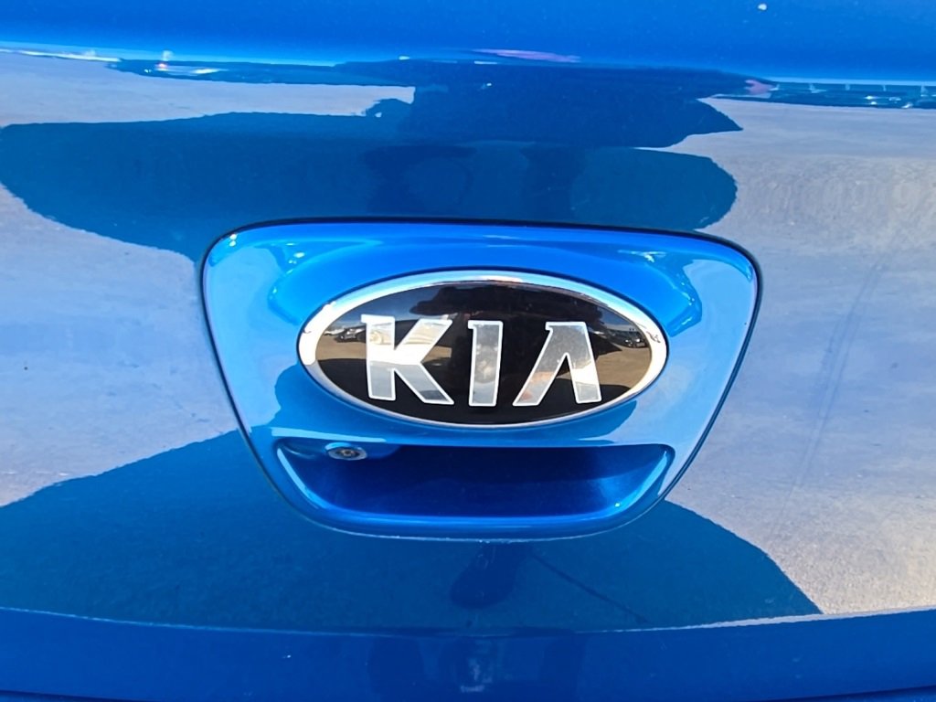 Used 2021 Kia Rio S image 36