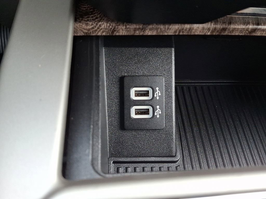 Used 2019 Ford F250 Lariat w/ Lariat Ultimate Package image 24