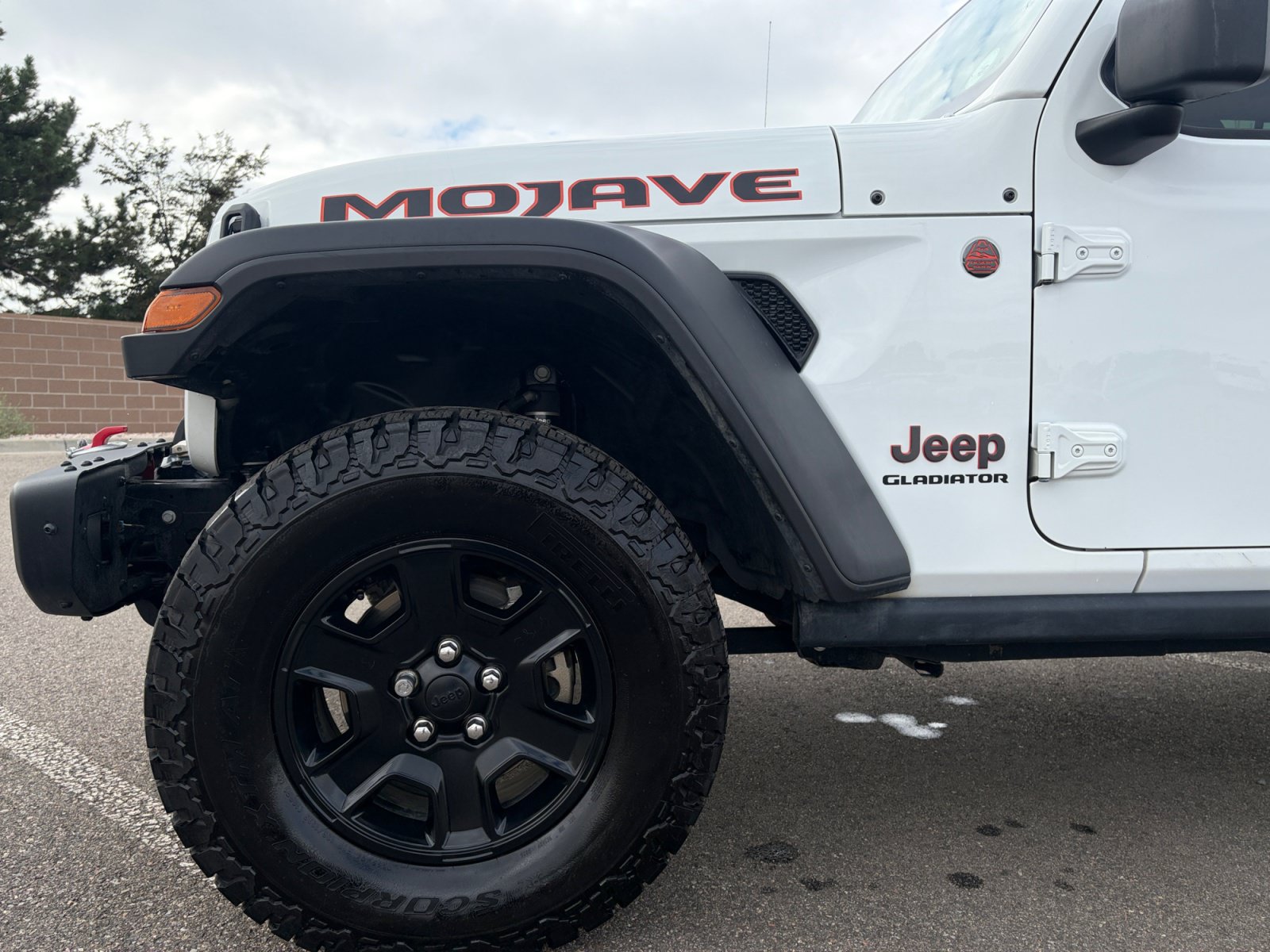 Used 2021 Jeep Gladiator Mojave w/ LED Lighting Group AWD/4WD image 11