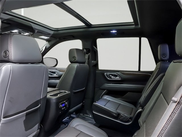 Used 2023 Chevrolet Tahoe High Country w/ Premium Package image 12