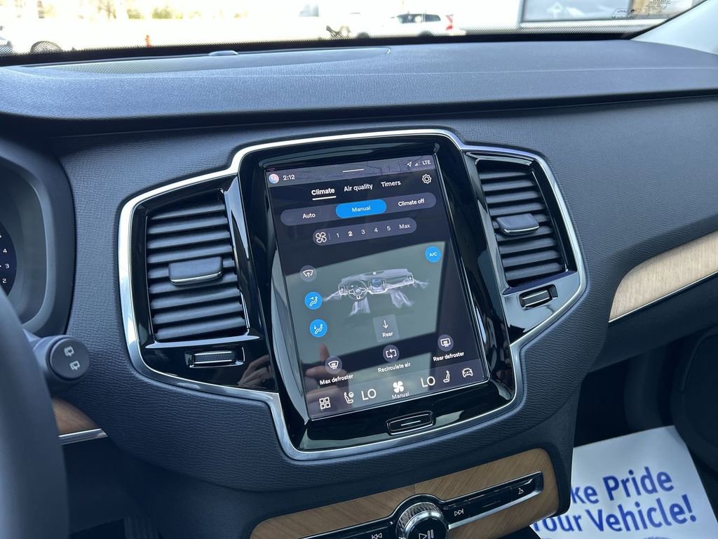 Certified 2023 Volvo XC90 B6 Plus w/ Protection Package image 21
