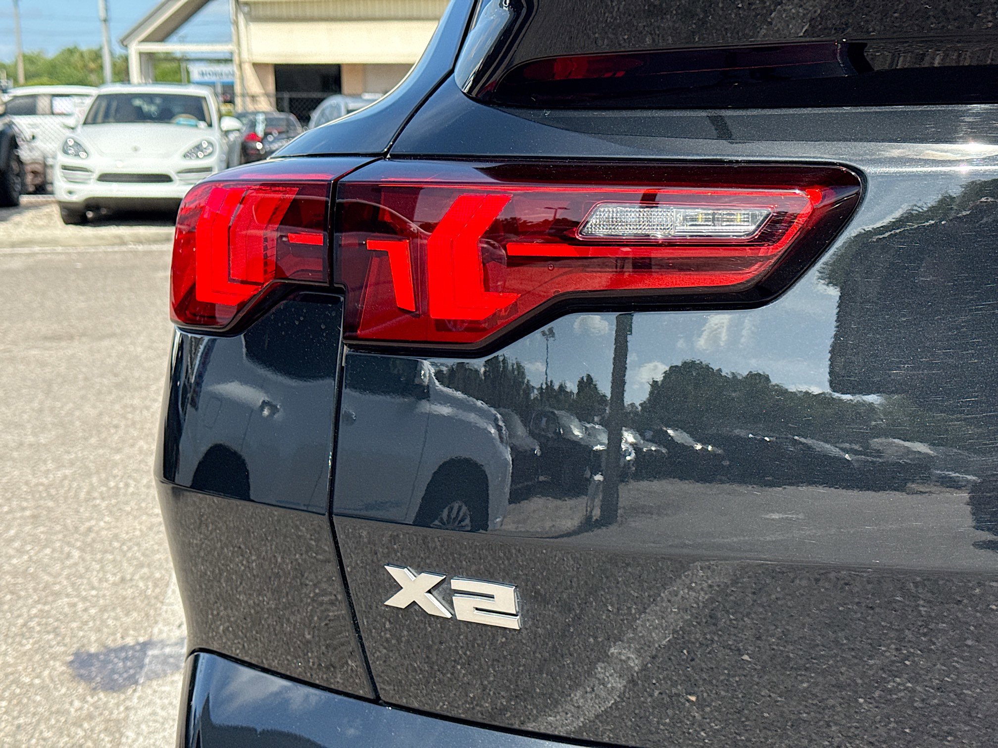 Used 2025 BMW X2 M35i image 10