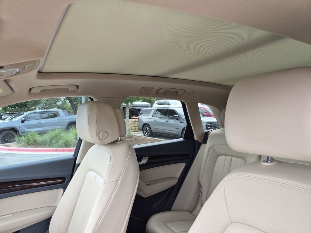 Used 2018 Audi Q5 2.0T Premium Plus w/ Premium Plus Package AWD/4WD image 29