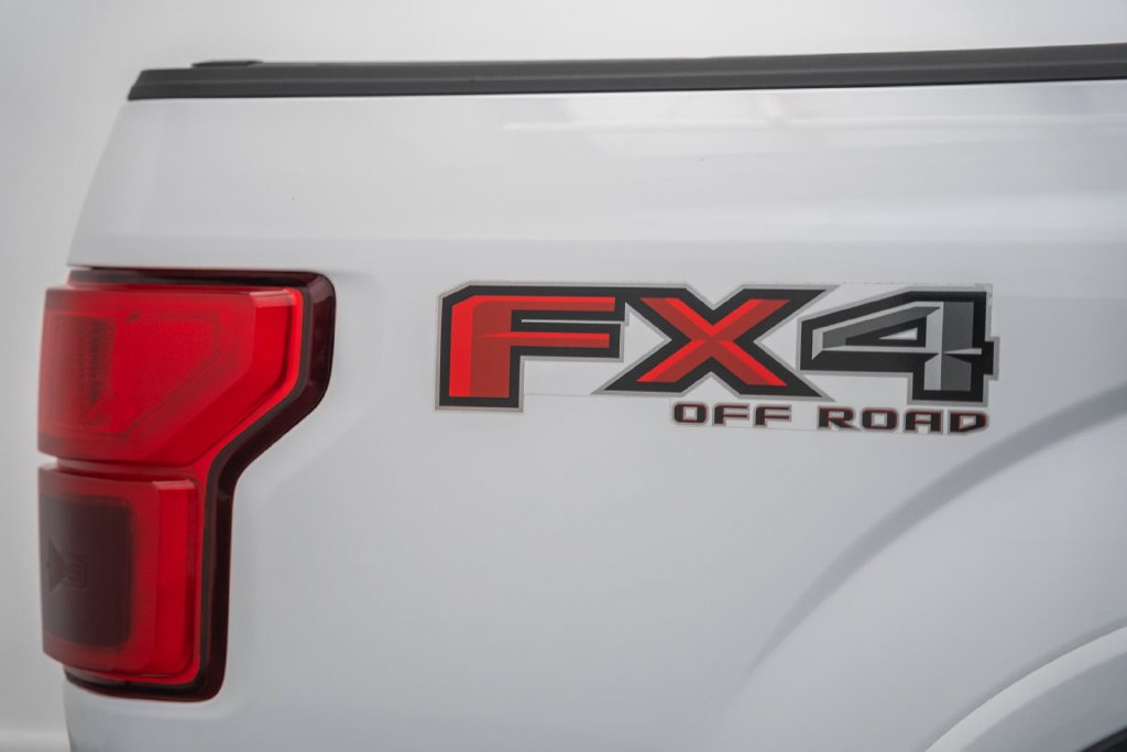 Used 2020 Ford F150 XLT w/ Equipment Group 302A Luxury AWD/4WD image 23