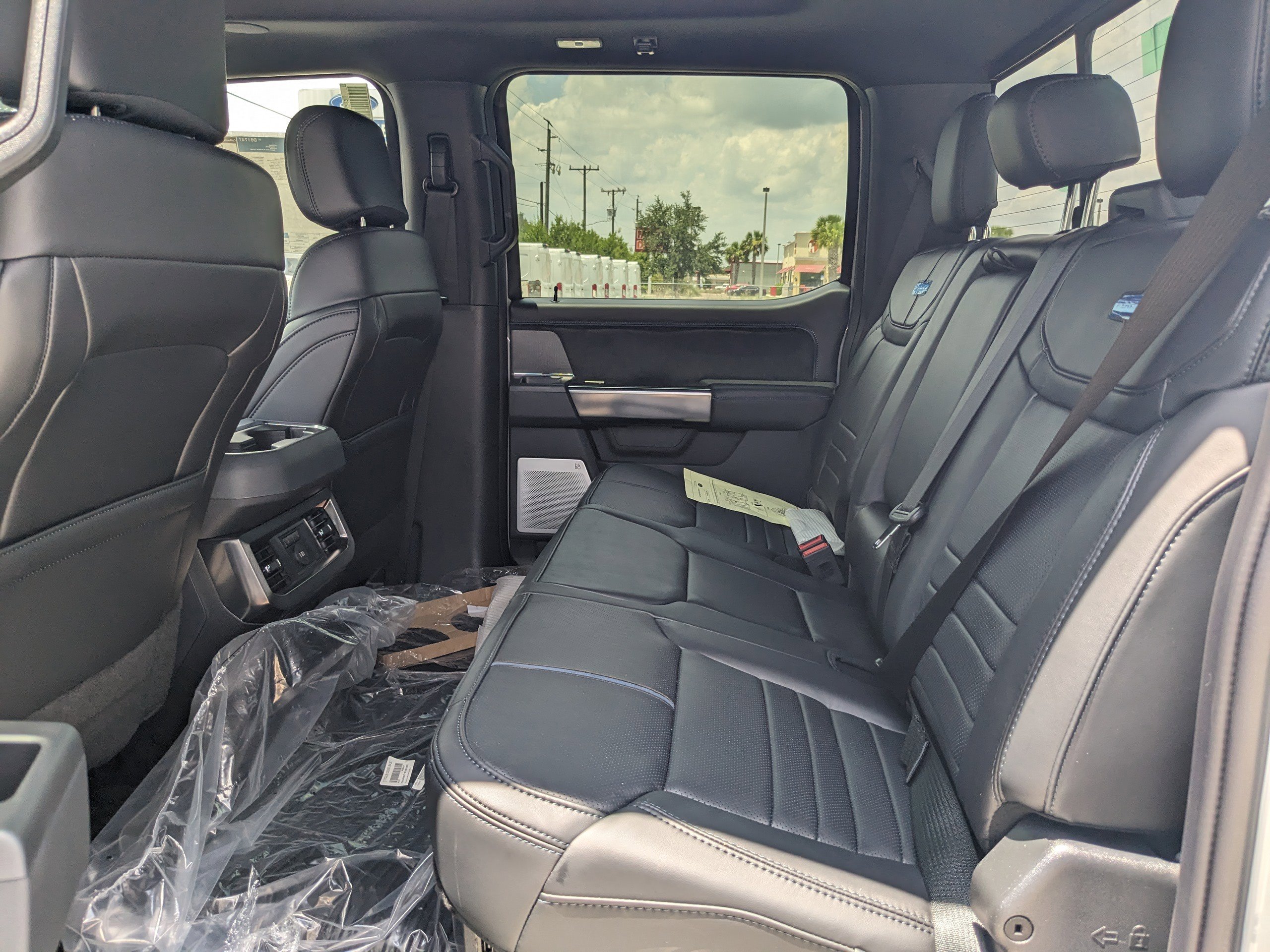 New 2025 Ford F250 Platinum image 13