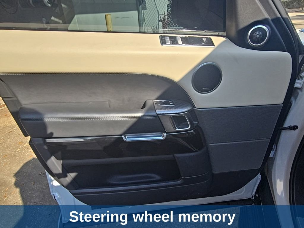 Used 2018 Land Rover Range Rover Sport Supercharged image 19